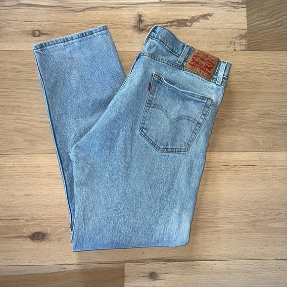 Levi’s 505 Jeans Light Wash Size 38W x 30L - Picture 3 of 8